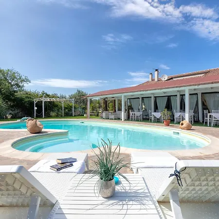 Villa Geridu Luxury Con 4 *