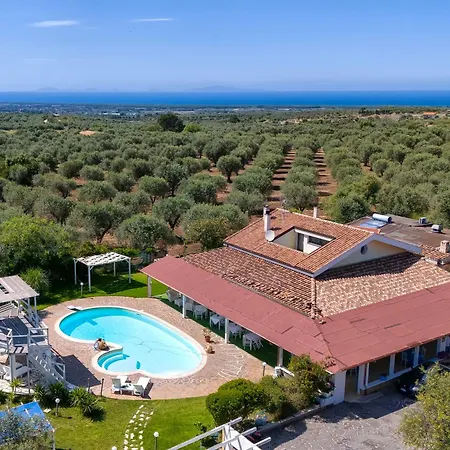 Geridu Luxury Con 4 *